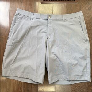 Lululemon Athletica Light Gray Men's Shorts